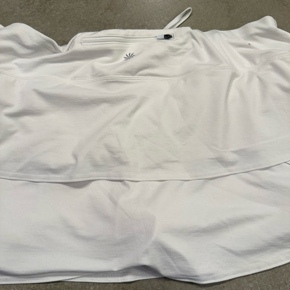 🍄 Athleta white Performance skort - Picture 11 of 16